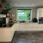 Hyggeligt Hus I Med Wellness Og Massage * ハザスレウ