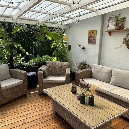 Hyggeligt Hus I Med Wellness Og Massage ハザスレウ