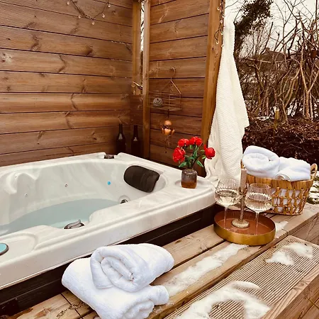 Hyggeligt Hus I Med Wellness Og Massage فيلة